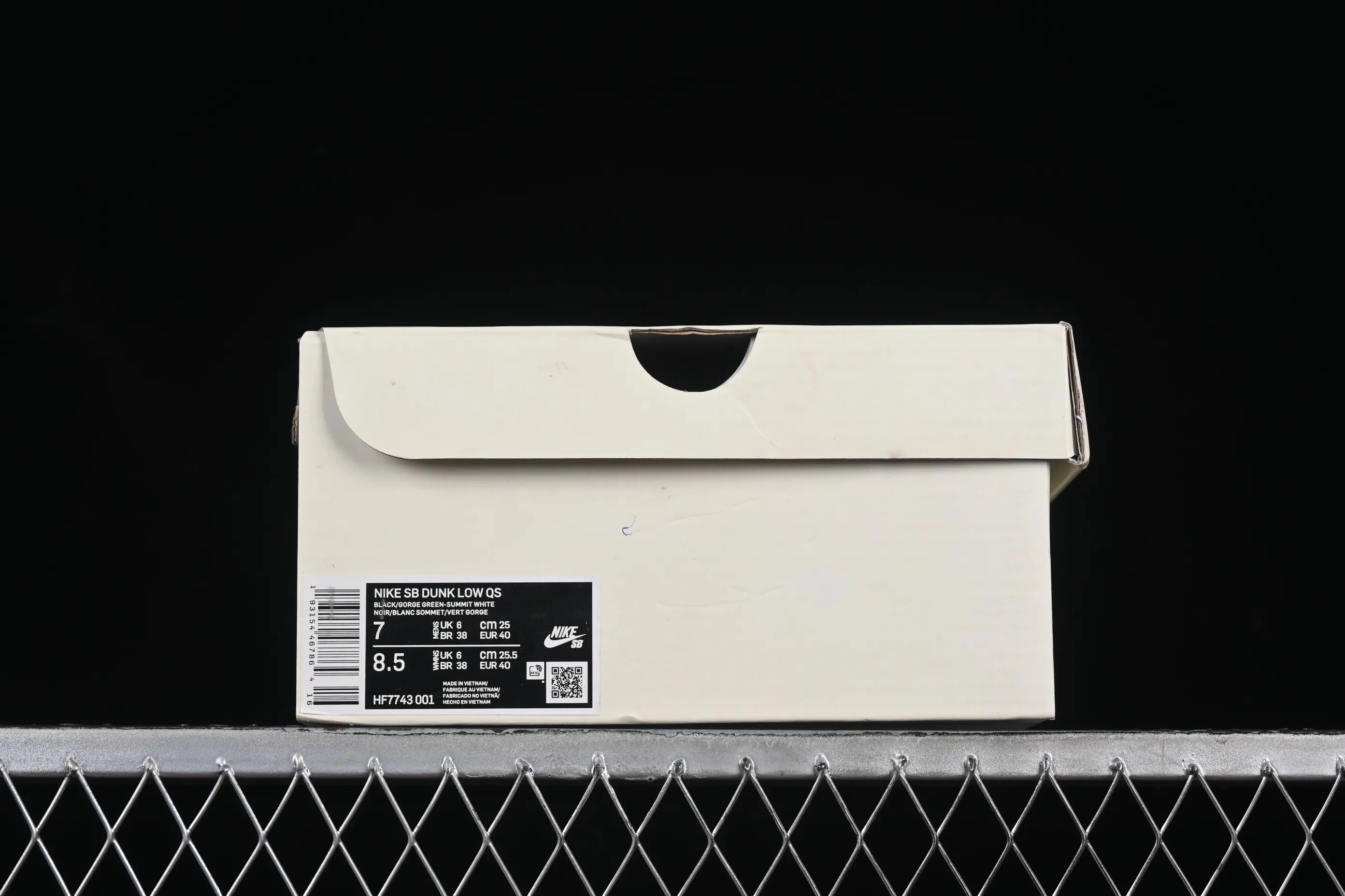 All Categories Nk SB Dunk Series Nk SB Dunk Low Low-top Sneakers K Version There Skateboards x Nk SB Dunk Low Graffiti Art Style Joint Model SB Low-top Casual Sneakers HF7743-001